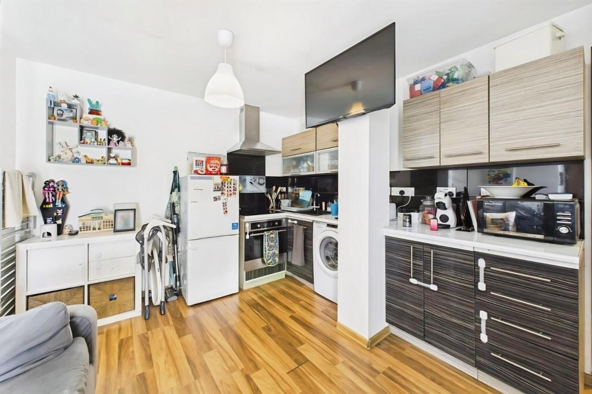 Lodge Causeway, Fishponds, Bristol