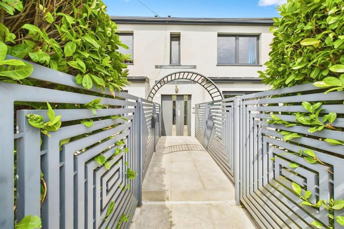 Lodge Causeway, Fishponds, Bristol