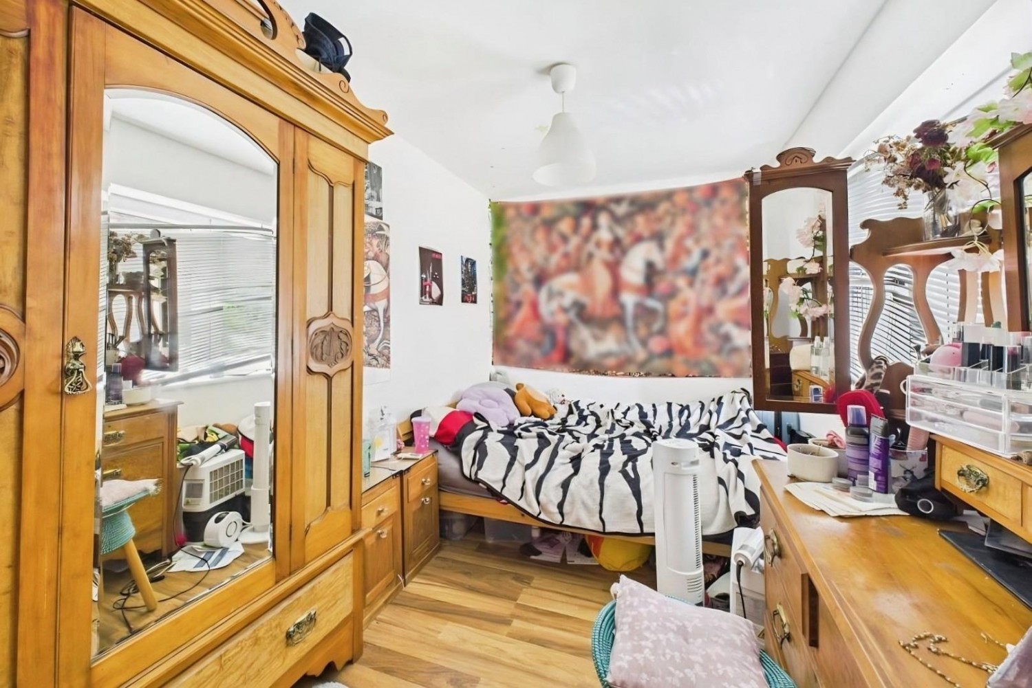 Lodge Causeway, Fishponds, Bristol