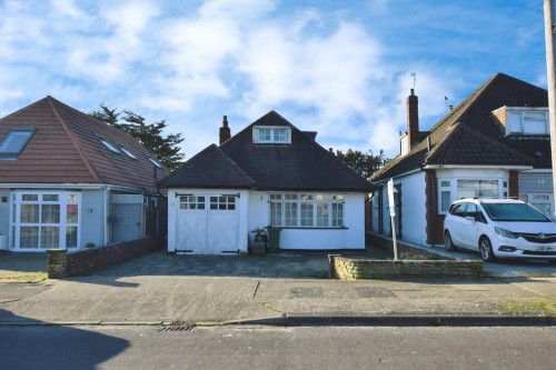 Coleridge Road, Romford, RM3