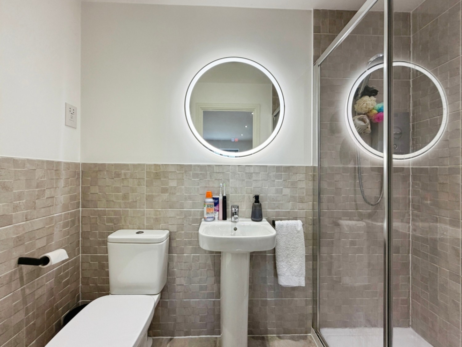 Paddock Close, Kingsnorth, Ashford