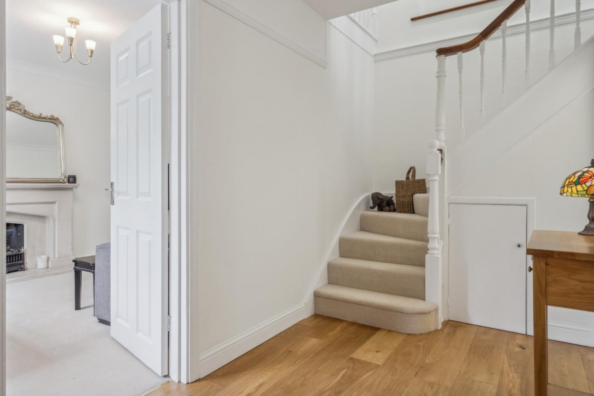 London Road East, Amersham, Buckinghamshire, HP7 9DL