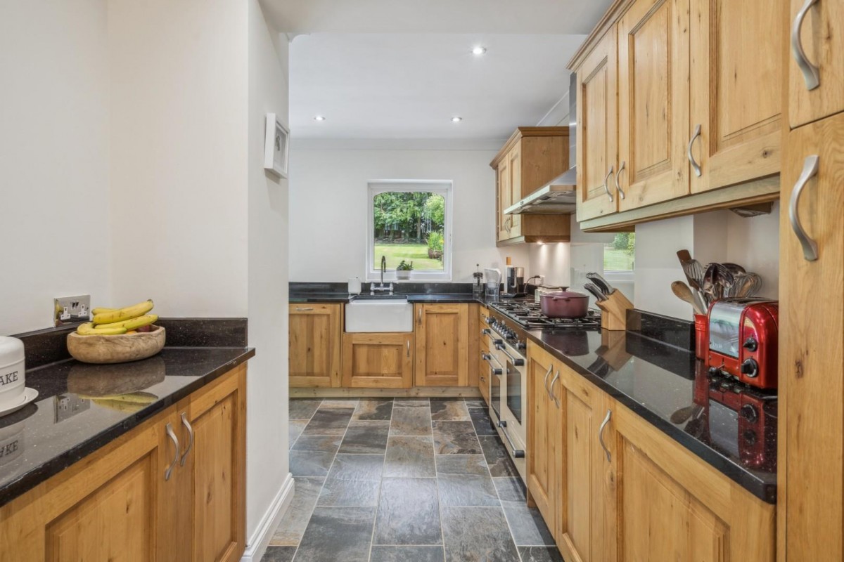 London Road East, Amersham, Buckinghamshire, HP7 9DL