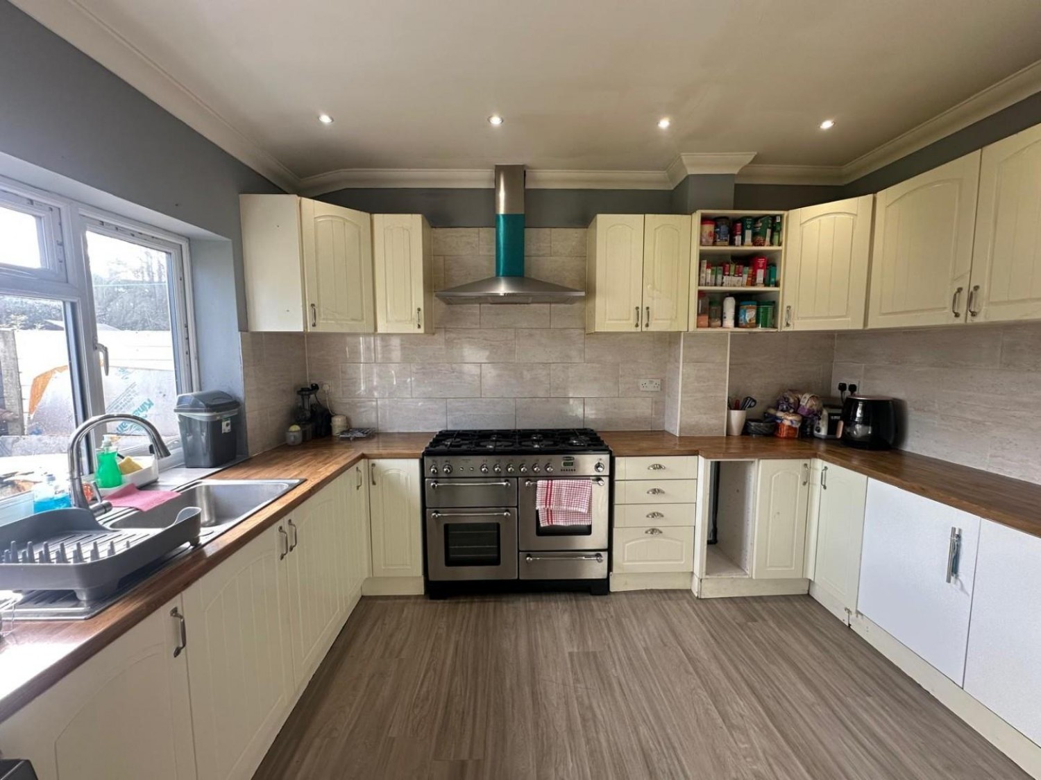 Cumberland Road, Harrow