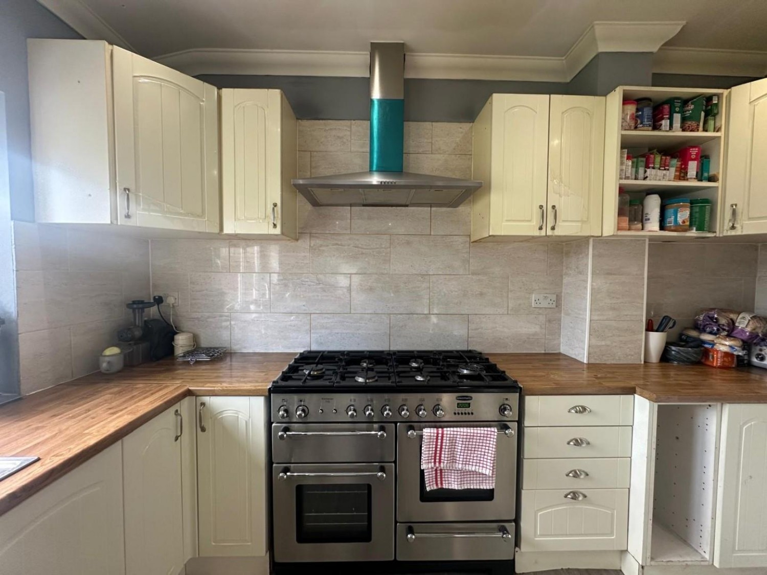 Cumberland Road, Harrow