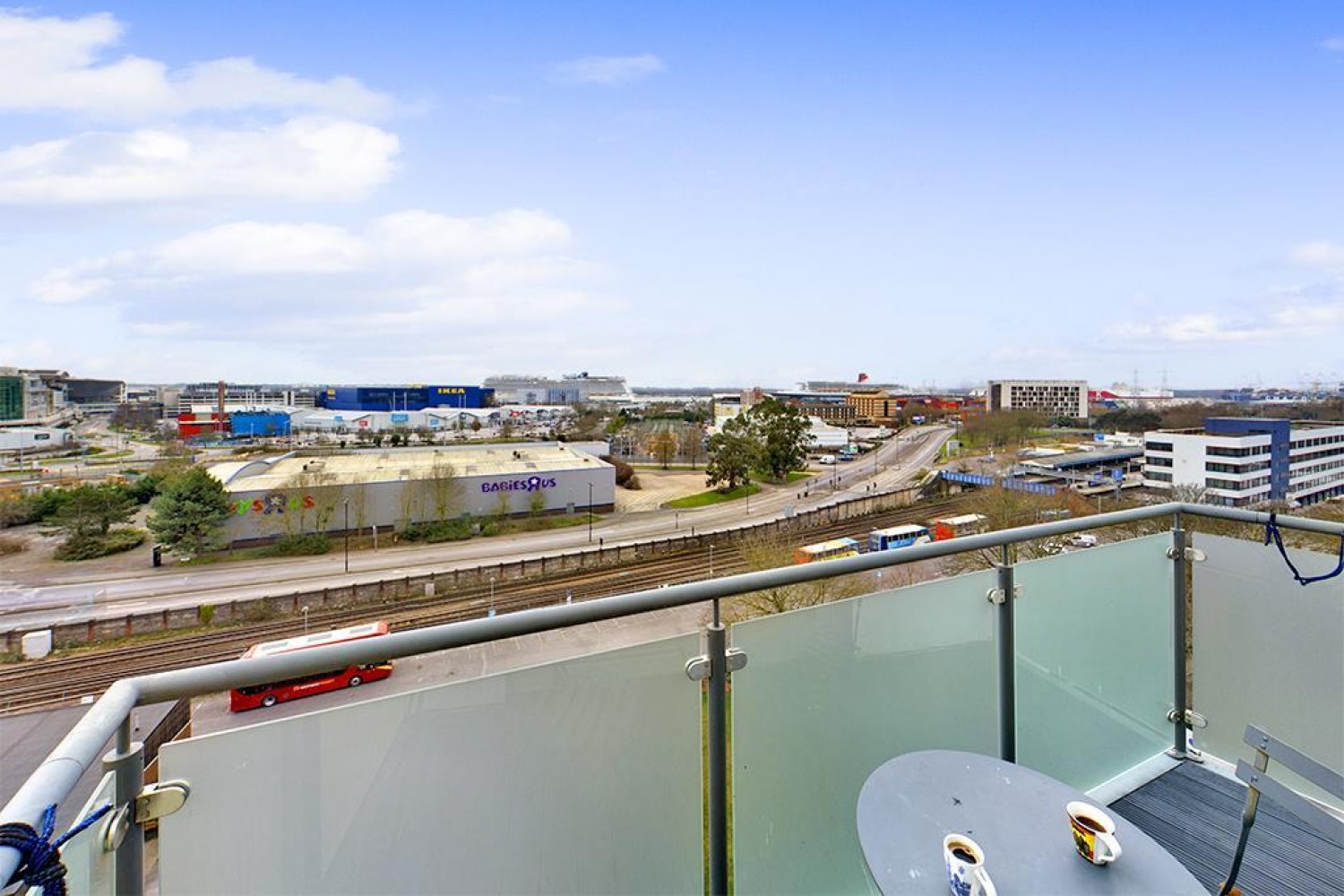 Flat 72, Empire View 30 West Park Road, Southampton