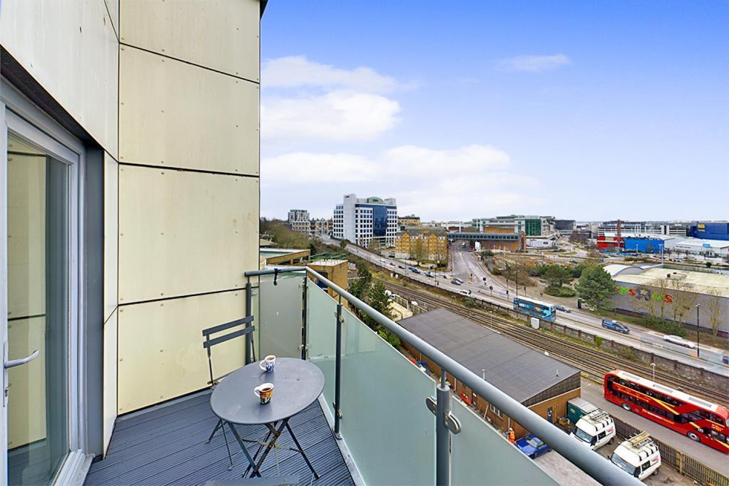 Flat 72, Empire View 30 West Park Road, Southampton