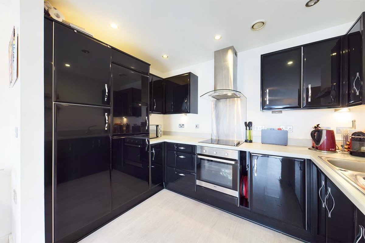 Flat 72, Empire View 30 West Park Road, Southampton