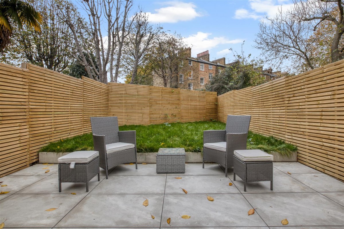 Newington Green Road, London, N1