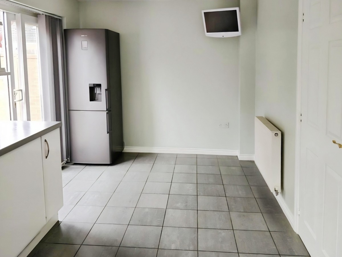 Holly Grove Lane, Burntwood, WS7 1LU