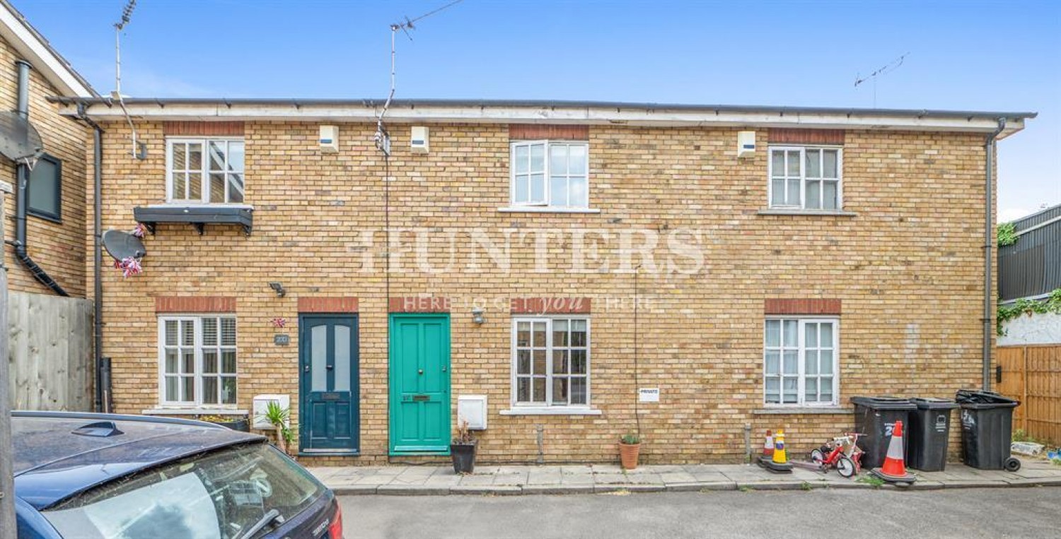 Manor Road, London, N16