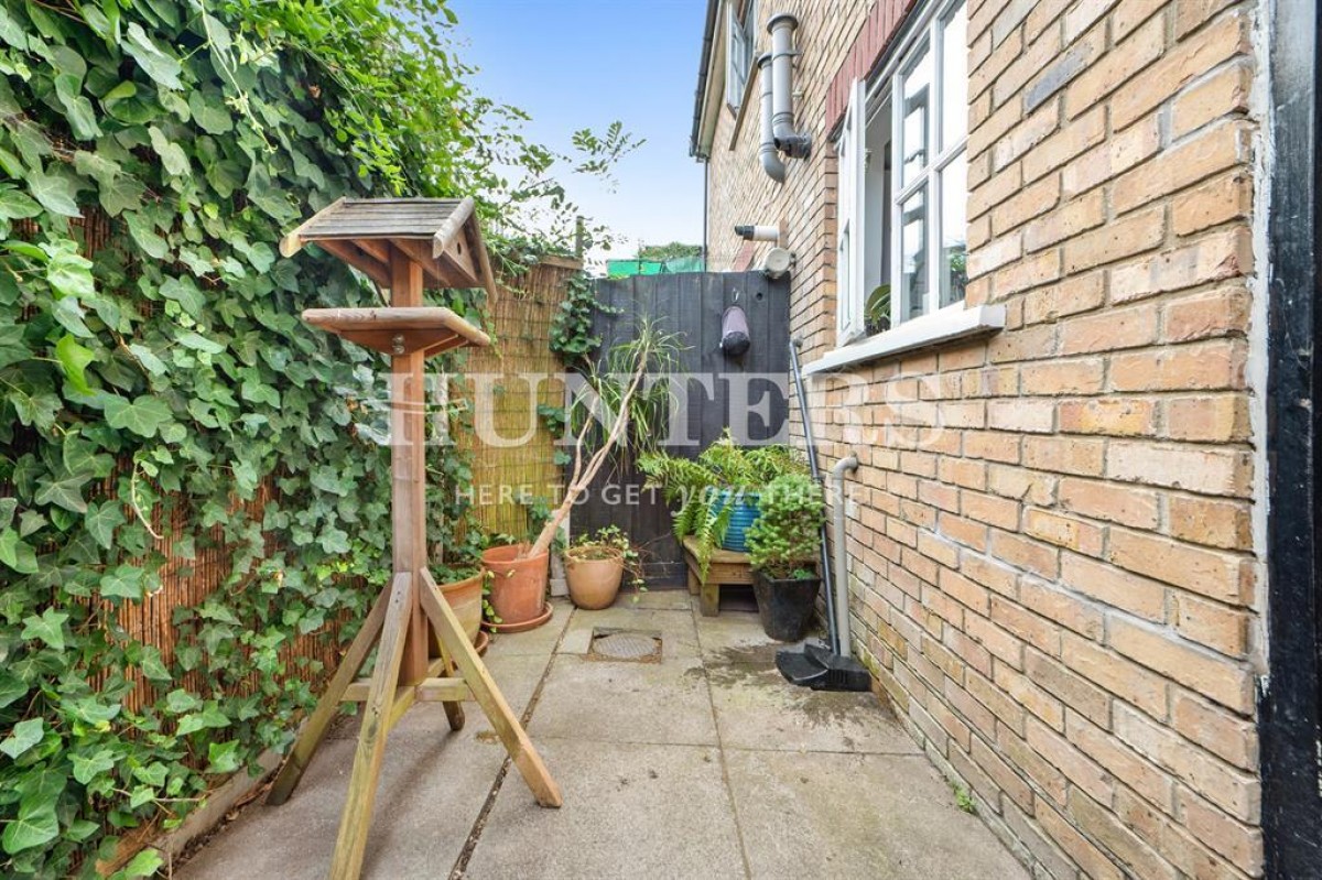 Manor Road, London, N16