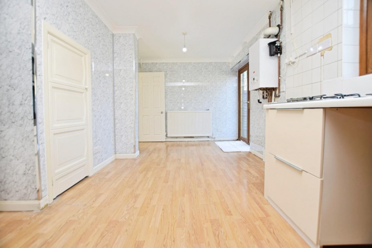 Thatches Grove, Romford, RM6