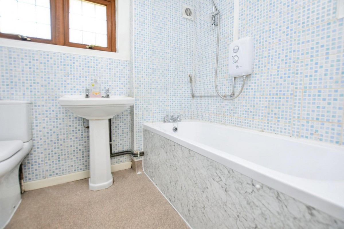 Thatches Grove, Romford, RM6