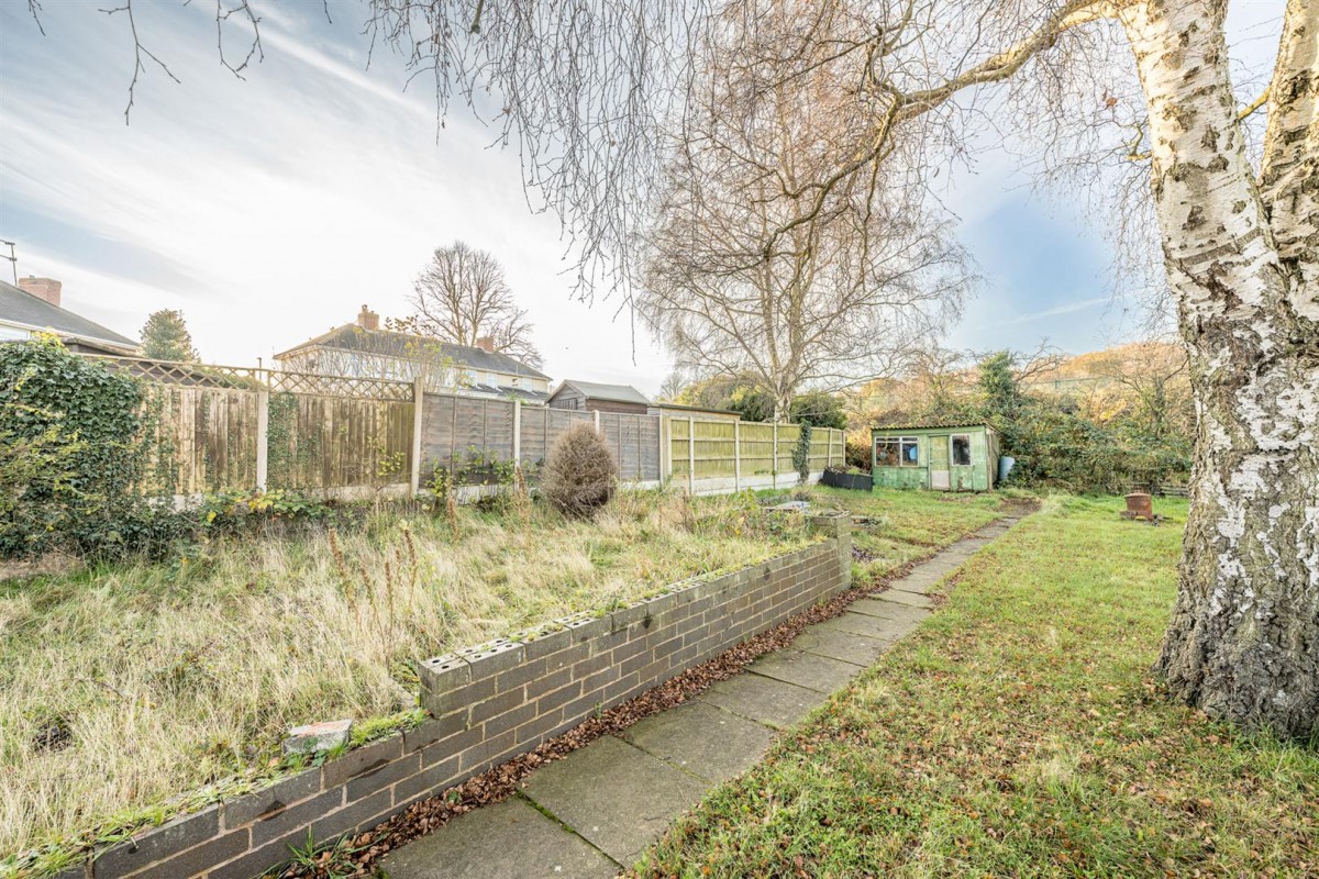 Francis Road, Stourbridge, DY8 3LT