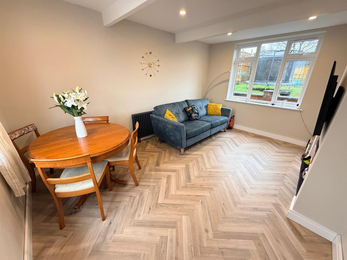 Francis Road, Stourbridge, DY8 3LT