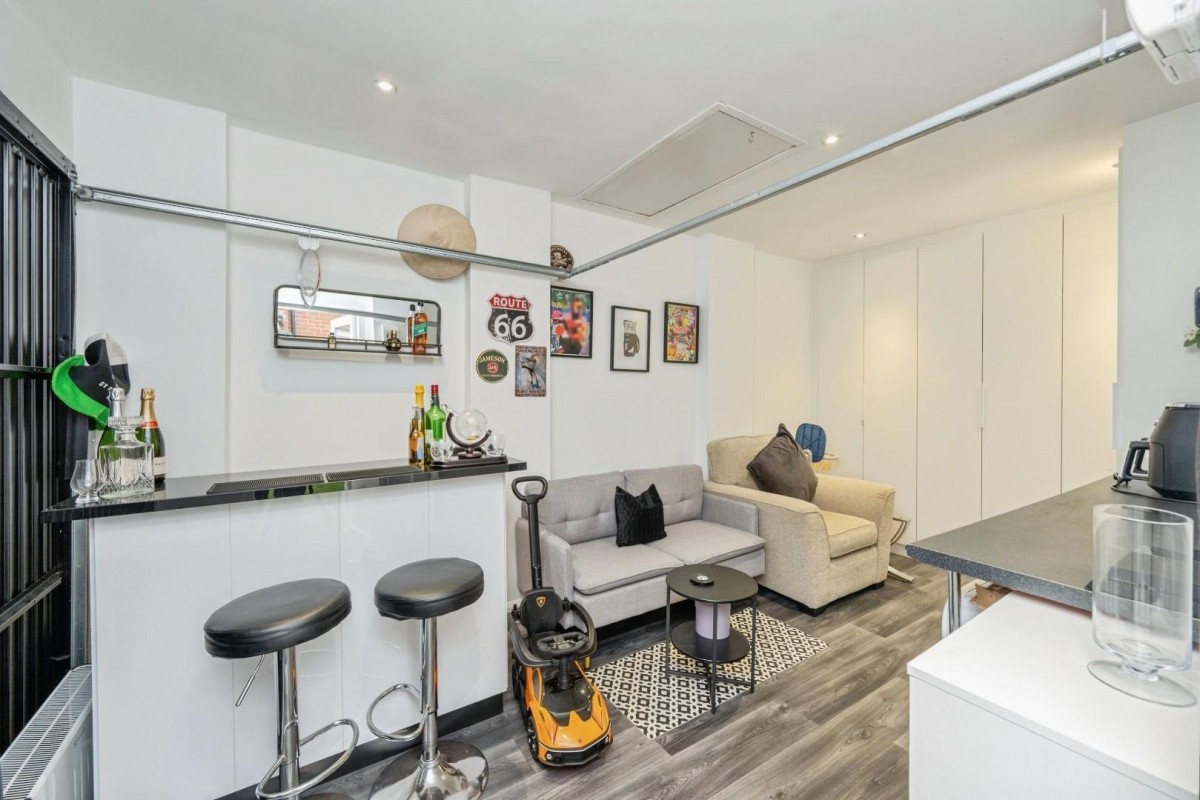 Croft Close, Two Gates, Tamworth