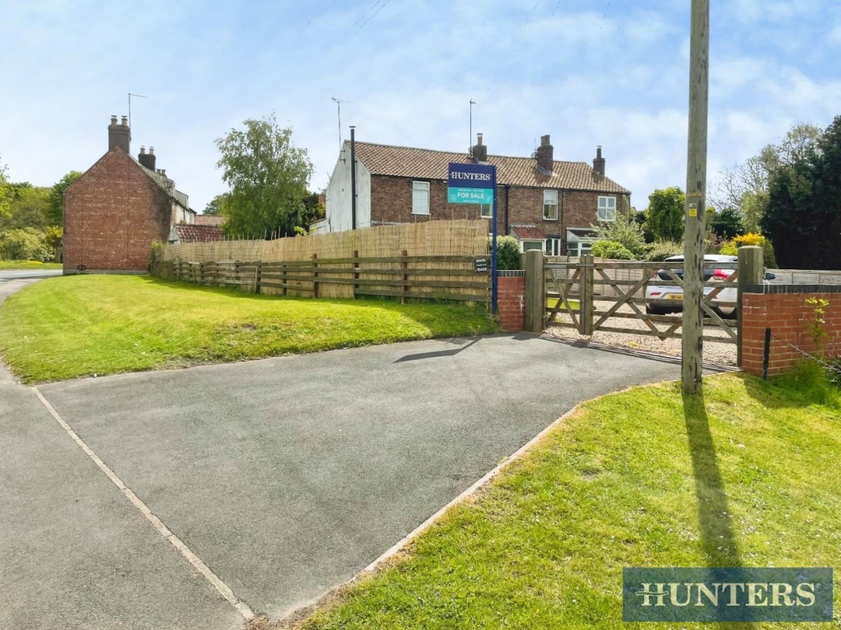 Lamb Row, Rudston, Driffield