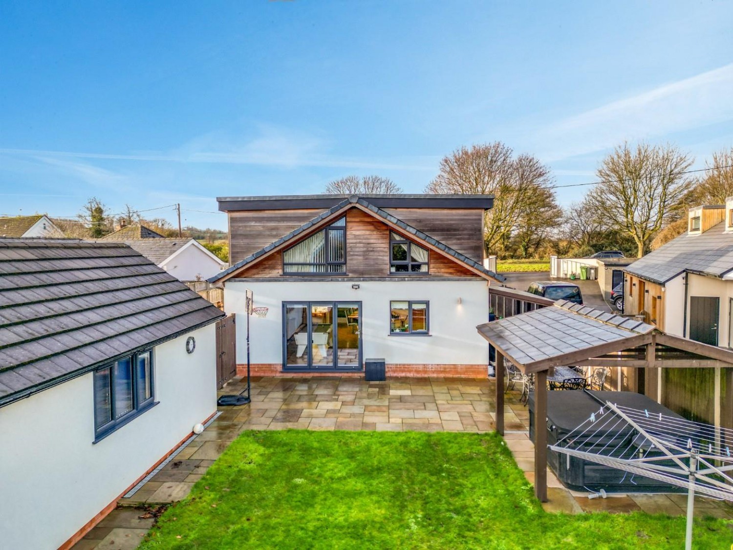 Draycott, Cam, Dursley