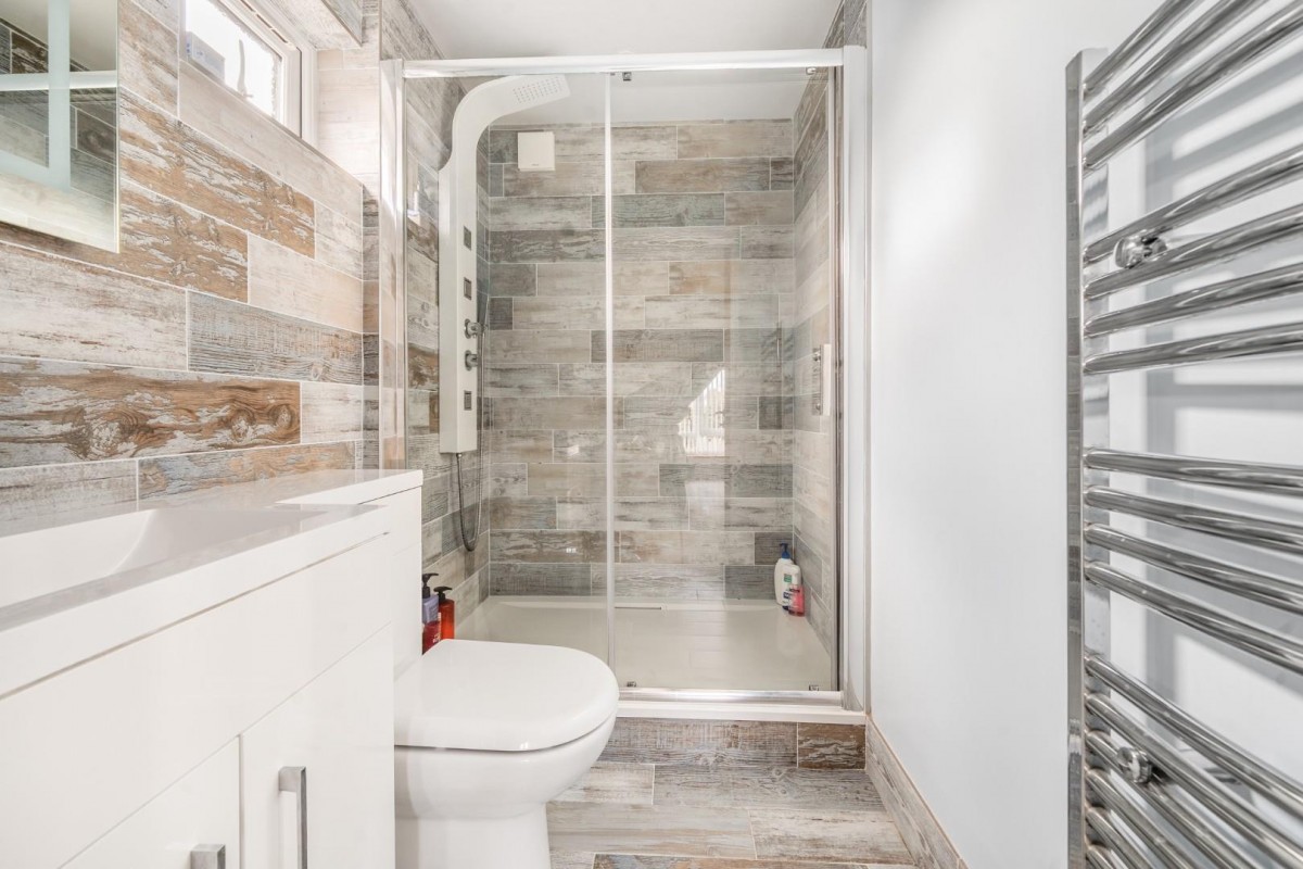 Draycott, Cam, Dursley