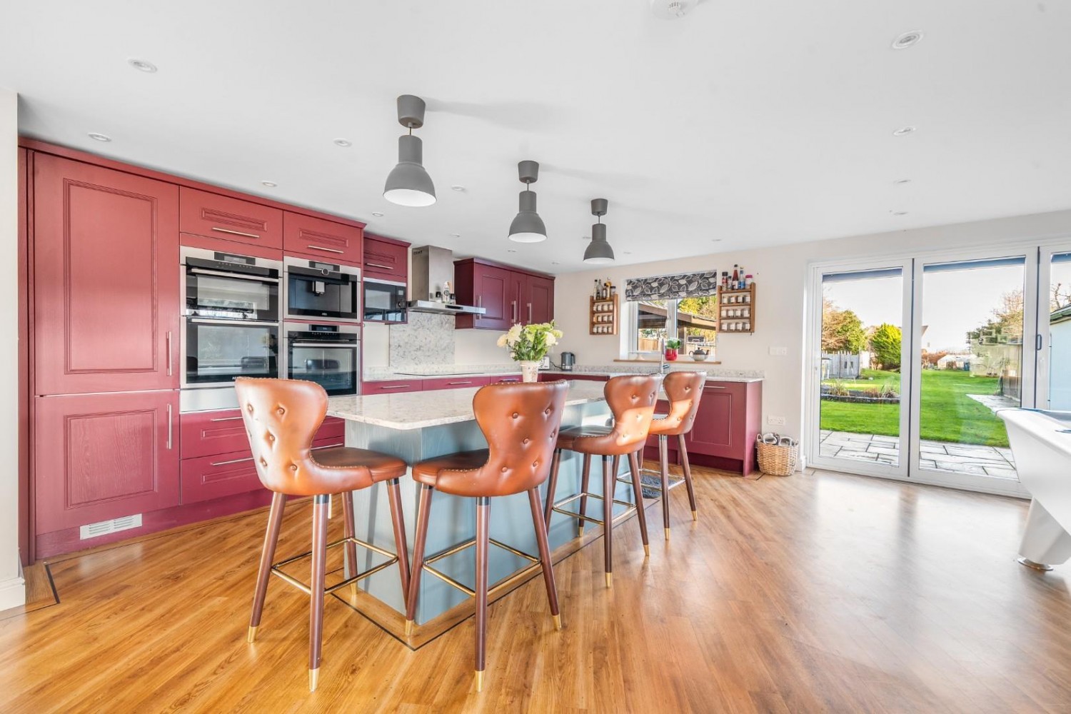 Draycott, Cam, Dursley