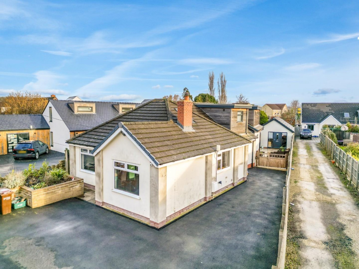 Draycott, Cam, Dursley