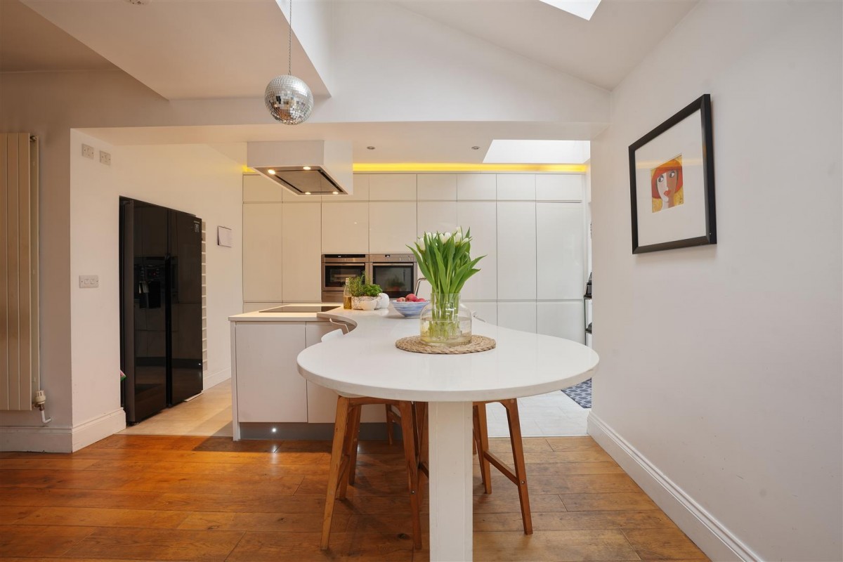 Norton Lane, Norton, Sheffield, S8 8GX