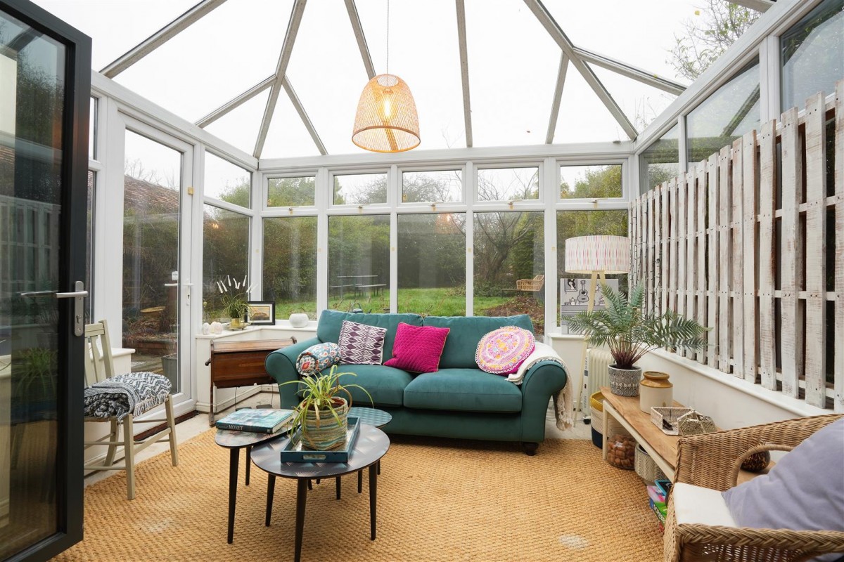 Norton Lane, Norton, Sheffield, S8 8GX