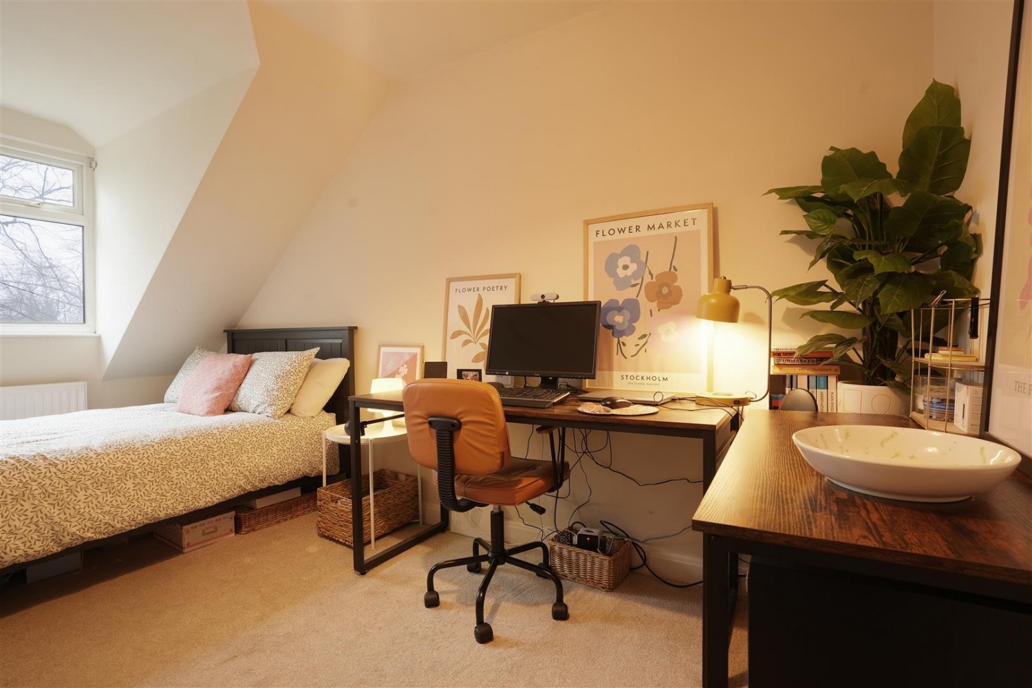 Norton Lane, Norton, Sheffield, S8 8GX