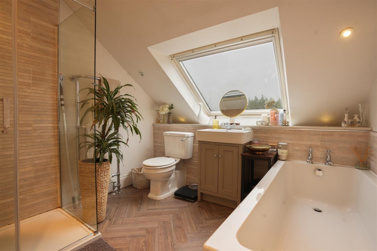 Norton Lane, Norton, Sheffield, S8 8GX