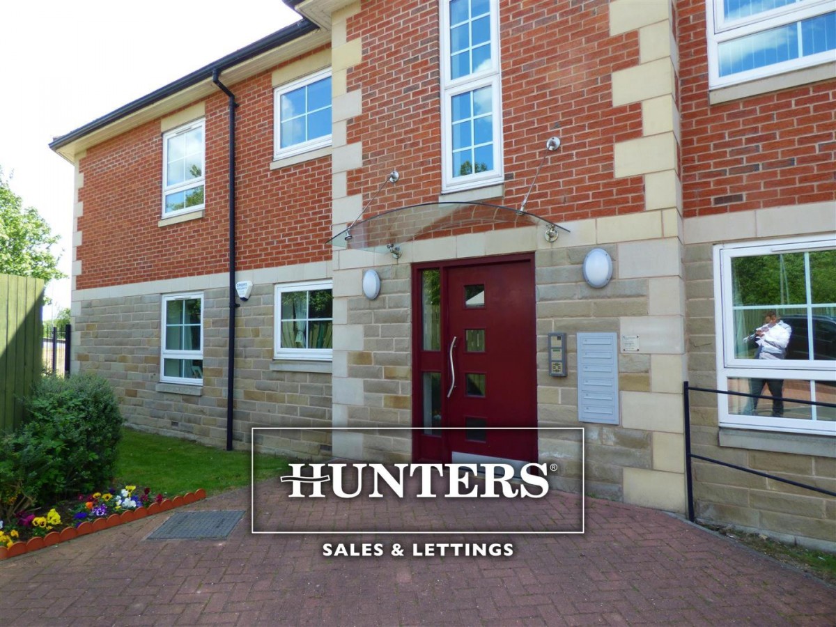 Waterside, Silver Street, Fairburn, WF11 9GY