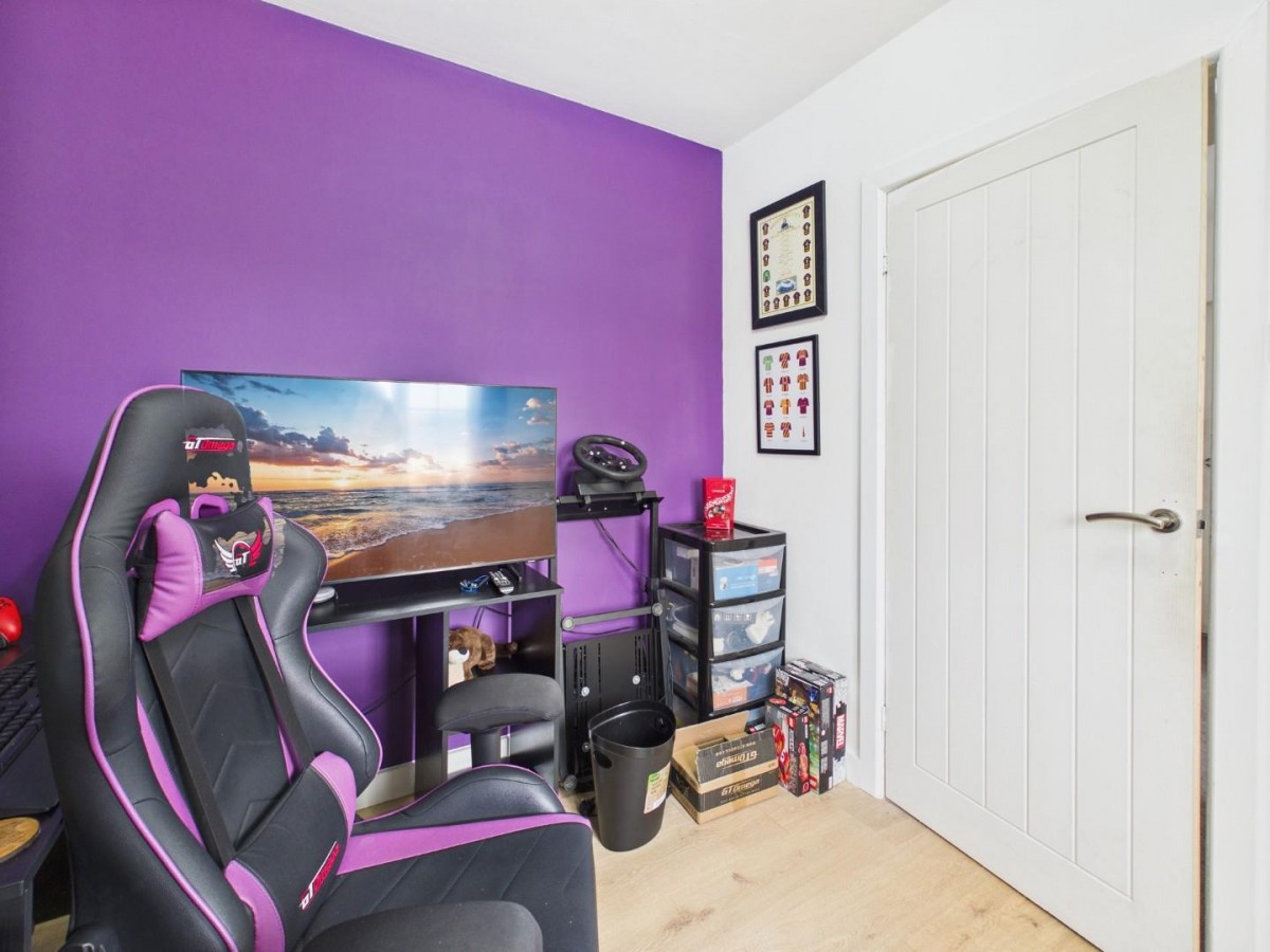 Airedale Avenue, Bingley