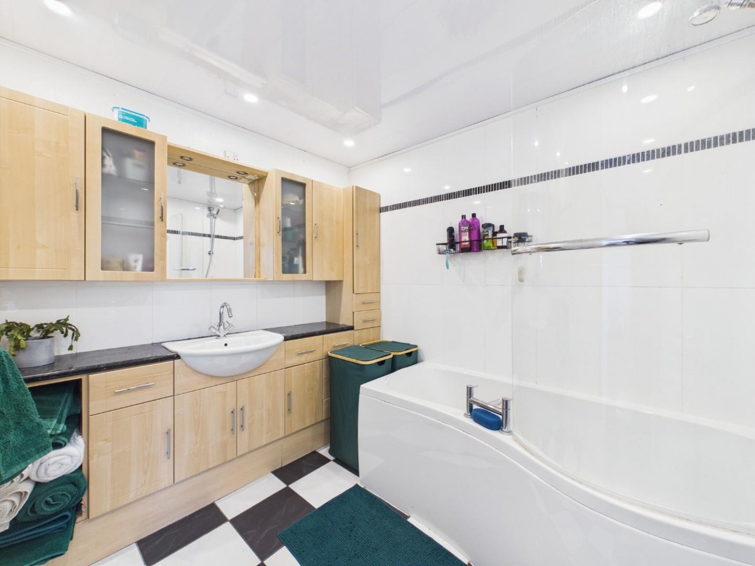 Airedale Avenue, Bingley