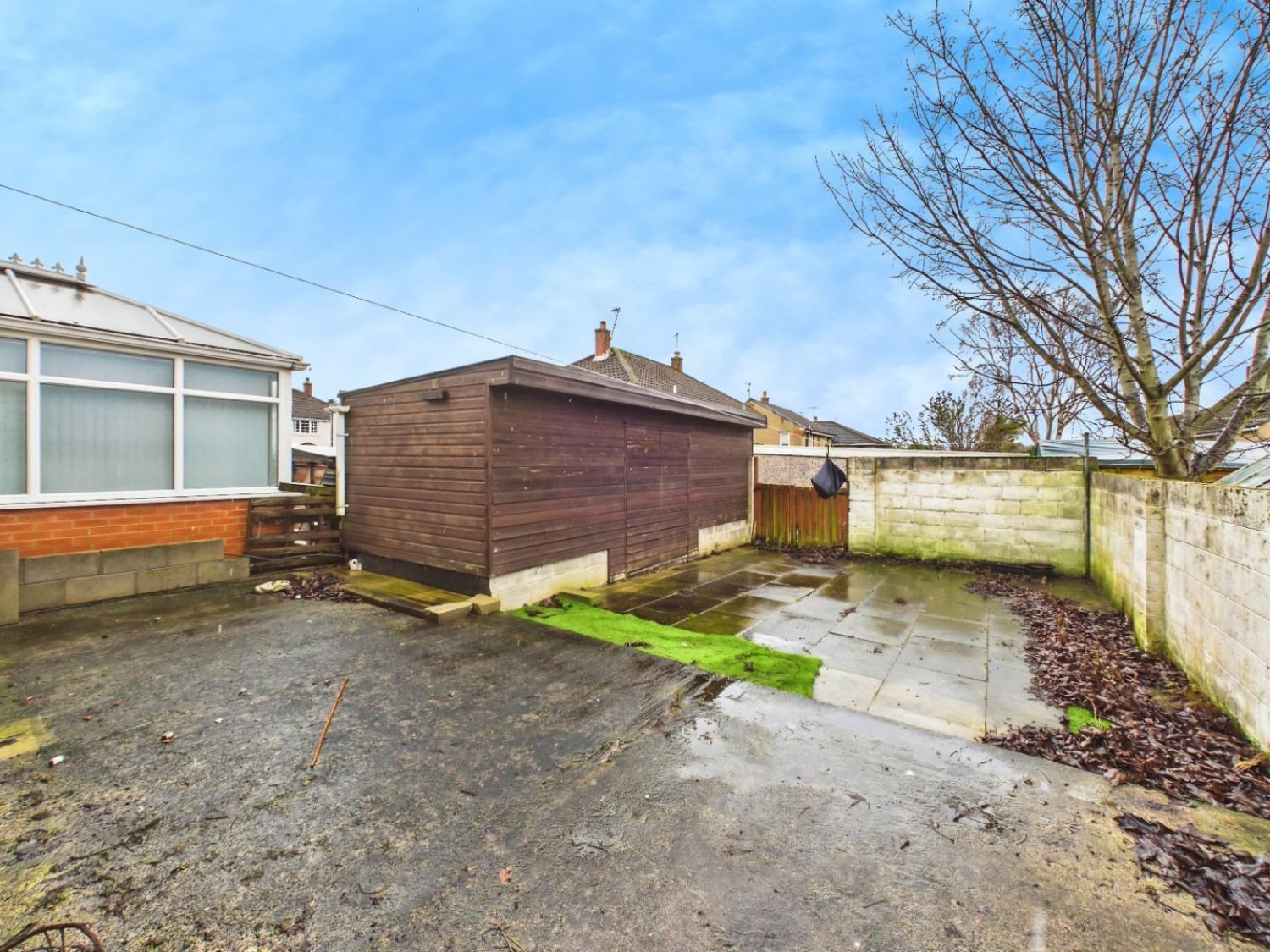 Airedale Avenue, Bingley