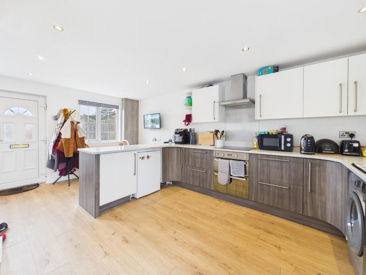 Airedale Avenue, Bingley