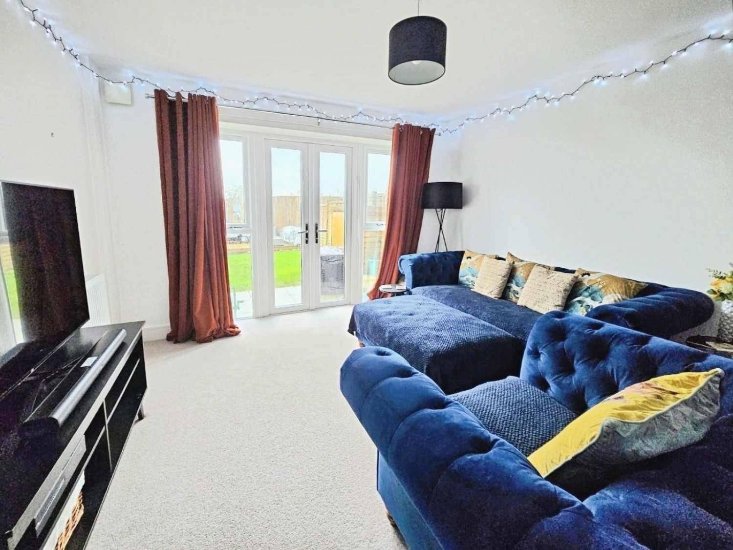 Goldfinch Edge, Cam, Dursley