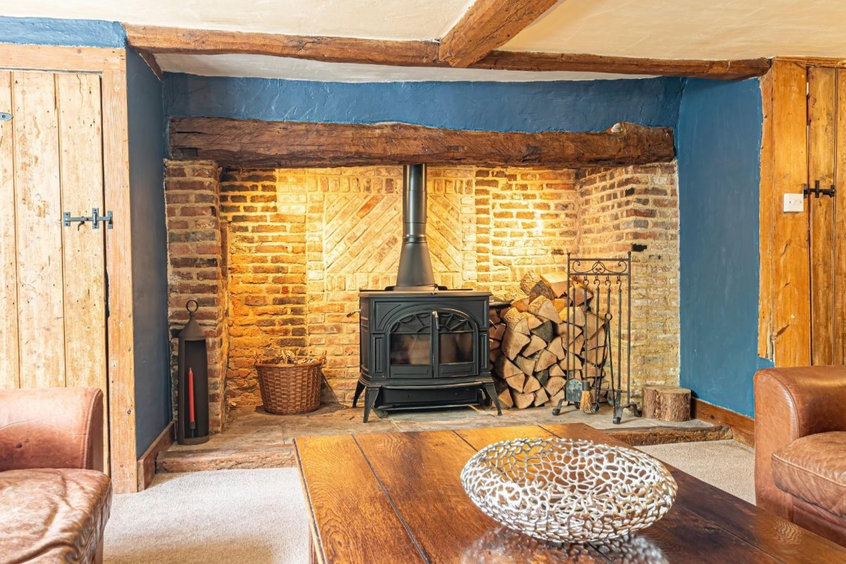 Stocks Road, Aldbury, Tring, Hertfordshire, HP23 5RU