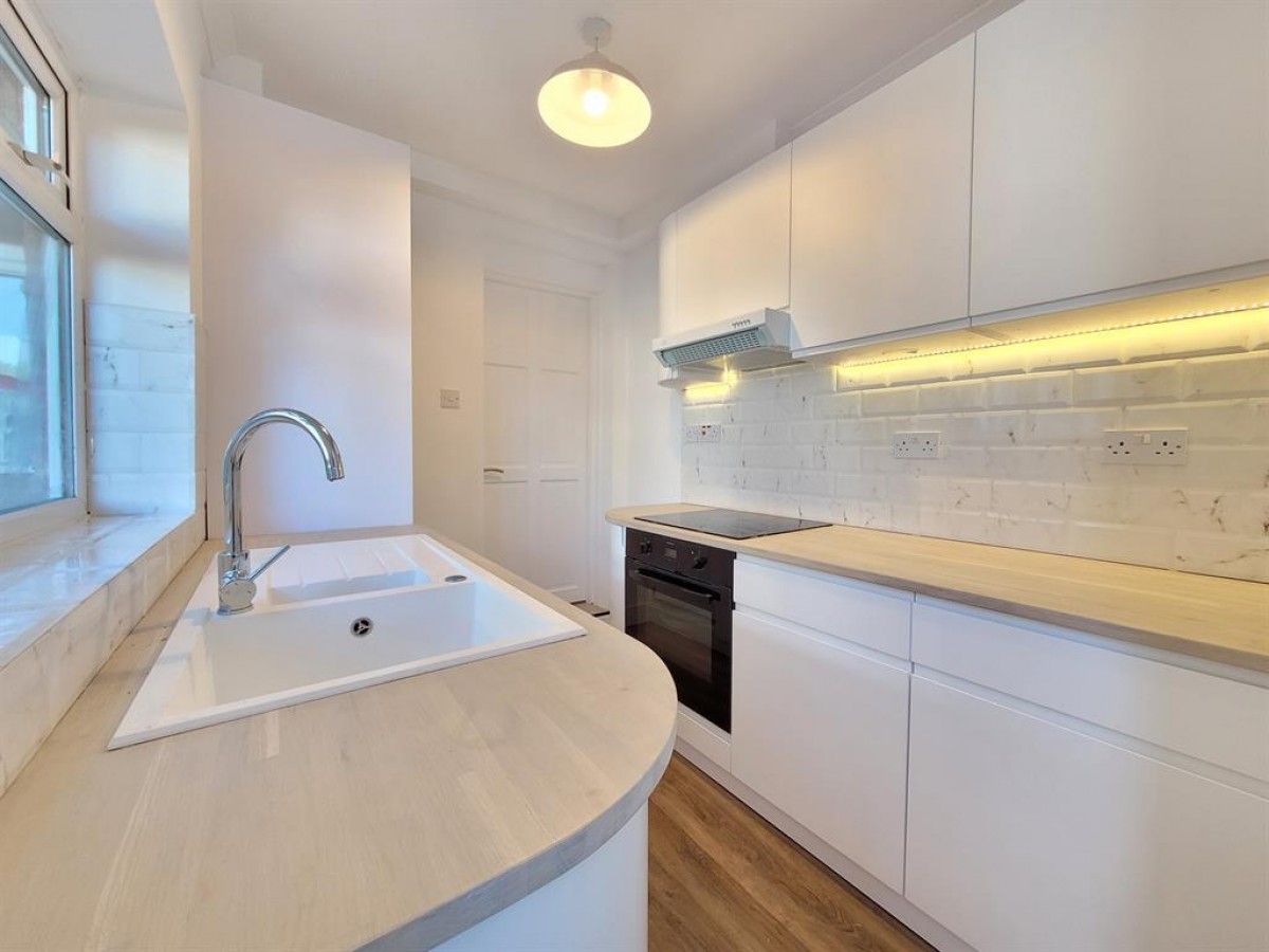 Great Knollys Street, Reading, RG1 7HL