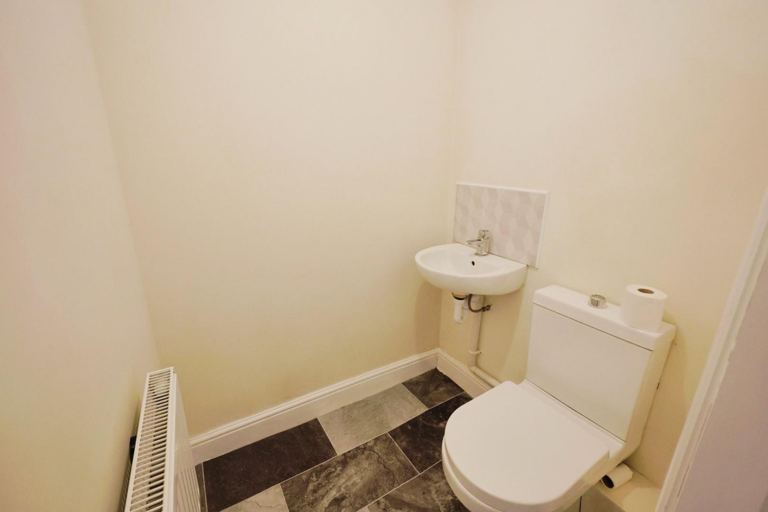 2 bedroom House for sale in Front Street, West Auckland, Bishop Auckland