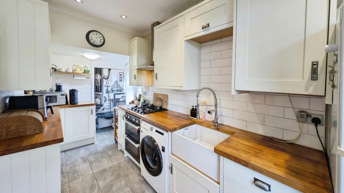 Maple Avenue, Bristol