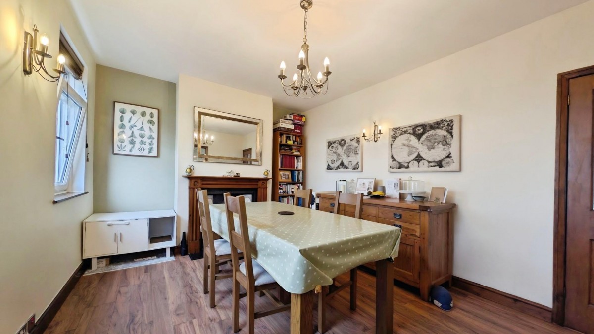 Maple Avenue, Bristol