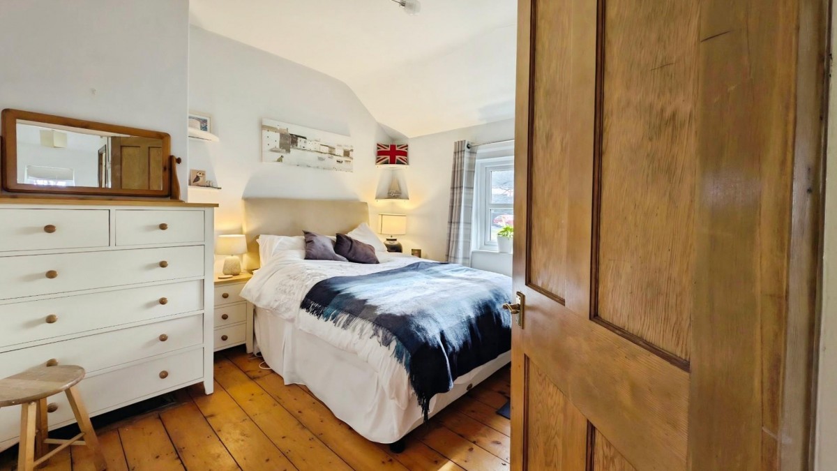 Maple Avenue, Bristol