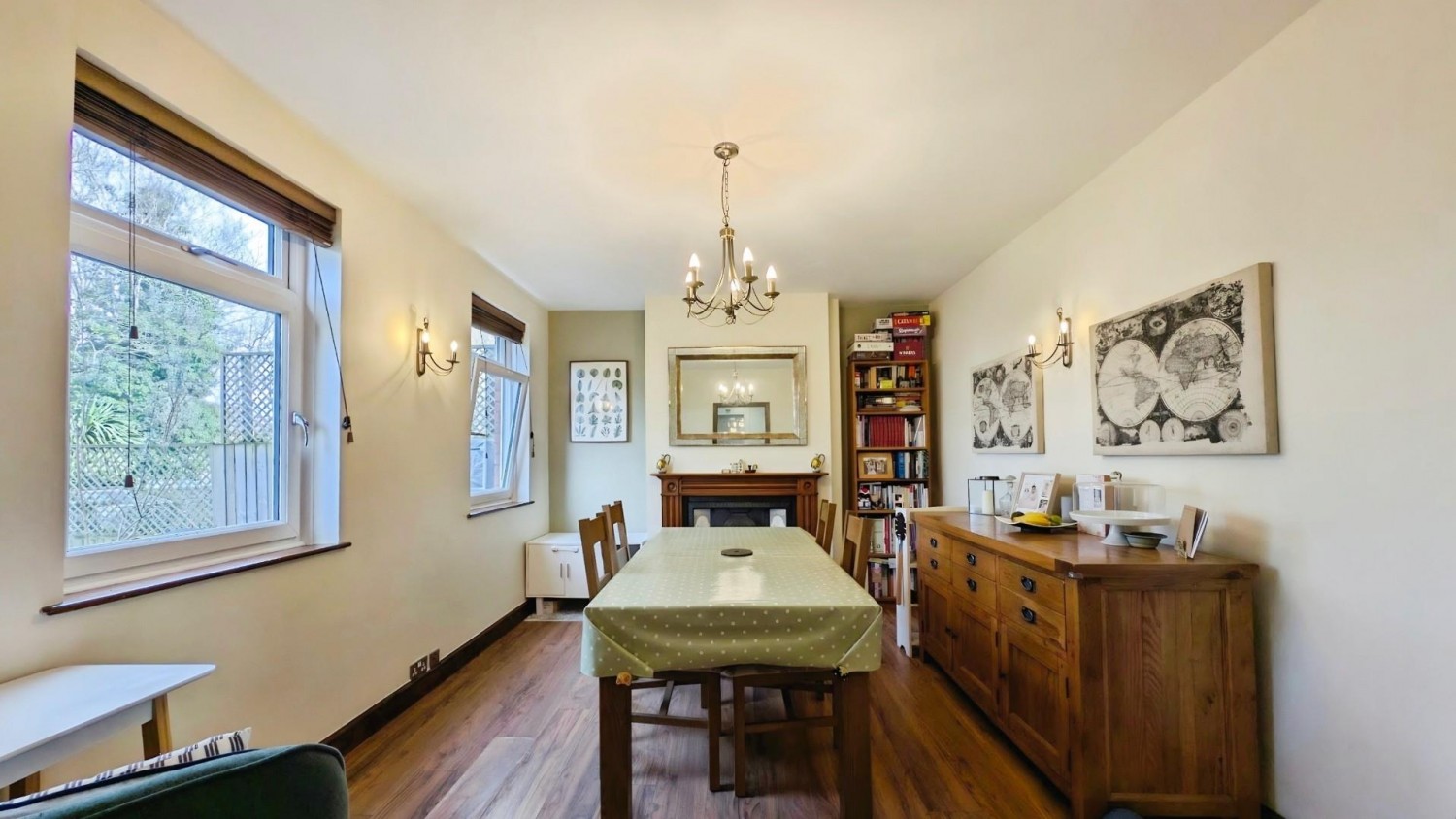 Maple Avenue, Bristol