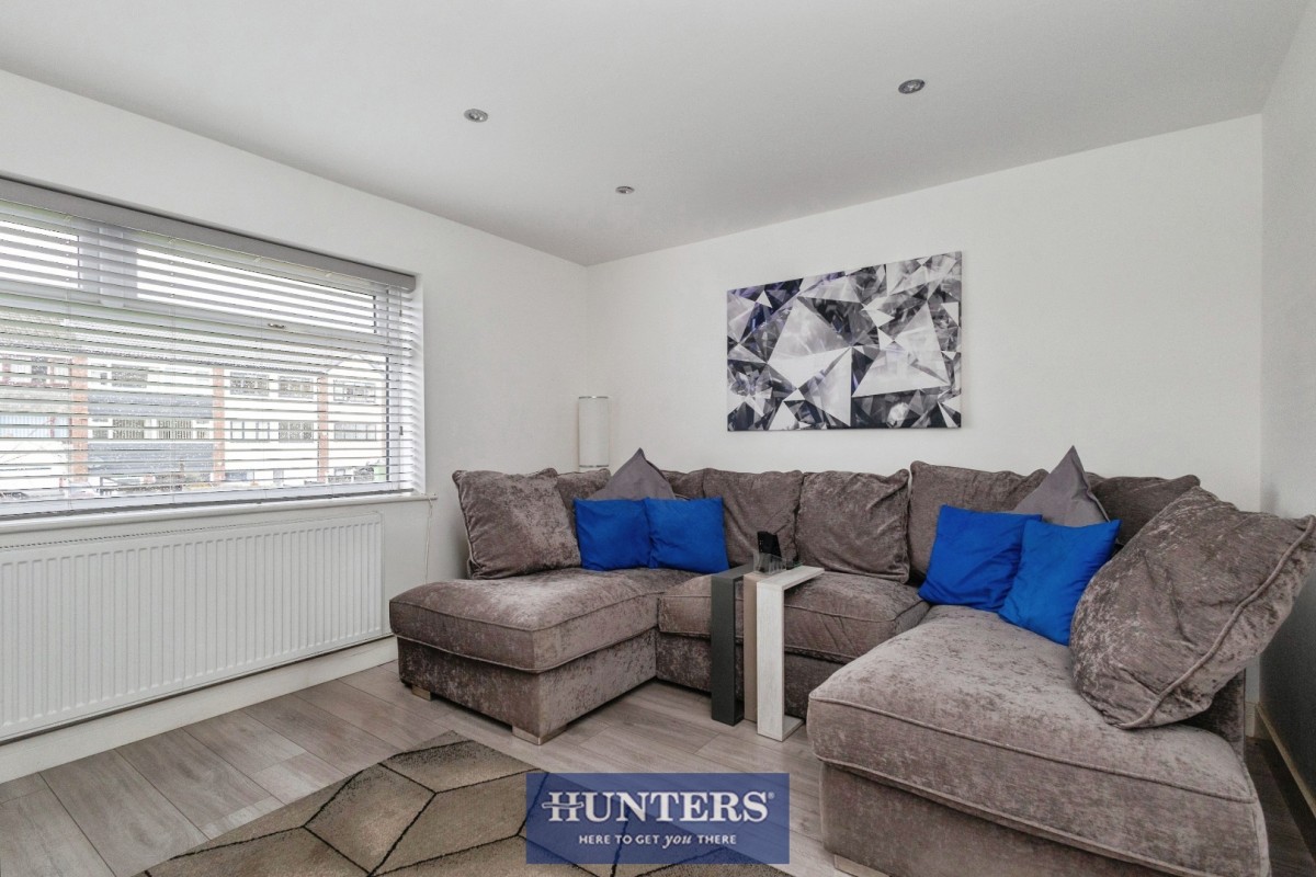 Staley Hall Road, Stalybridge