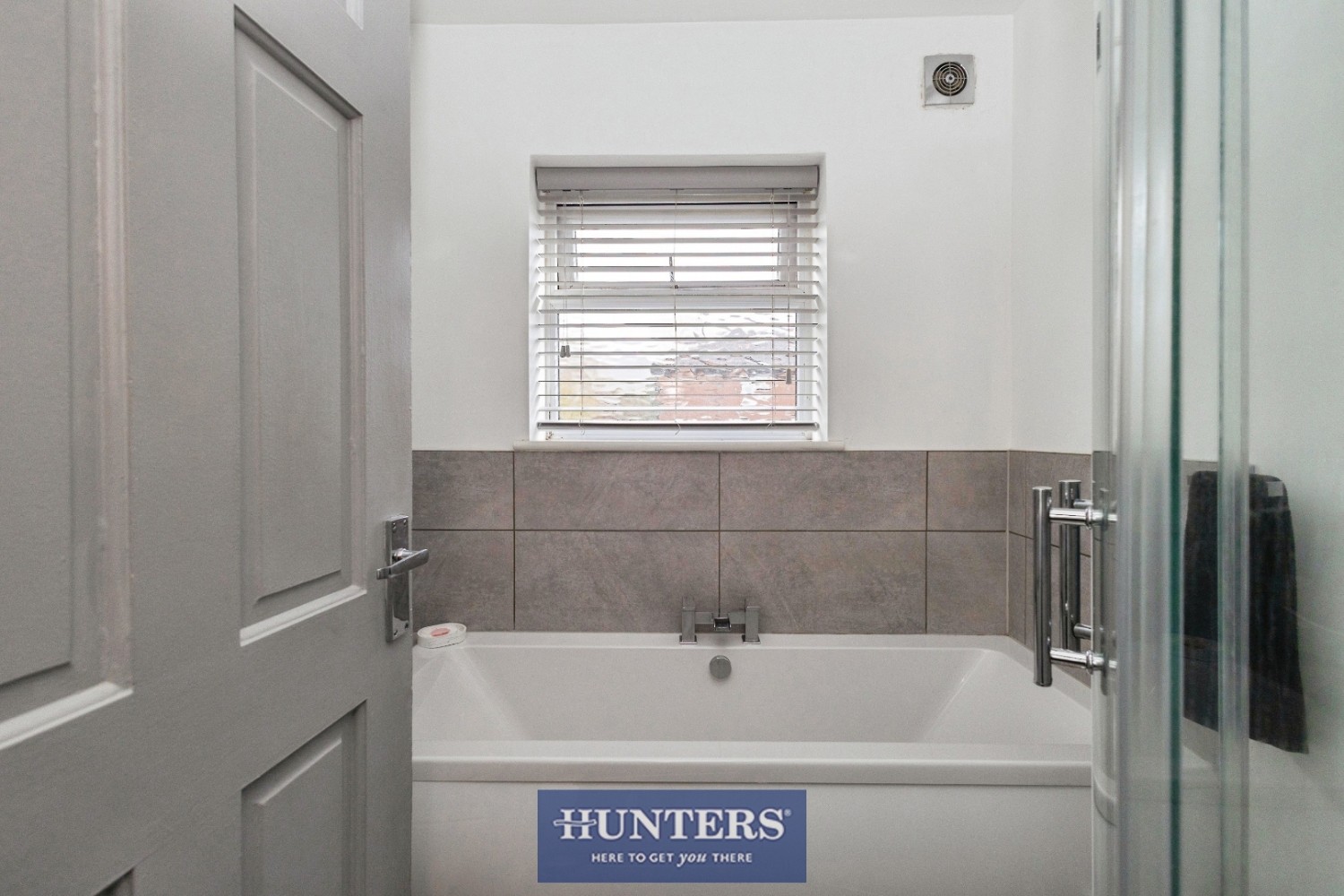 Staley Hall Road, Stalybridge