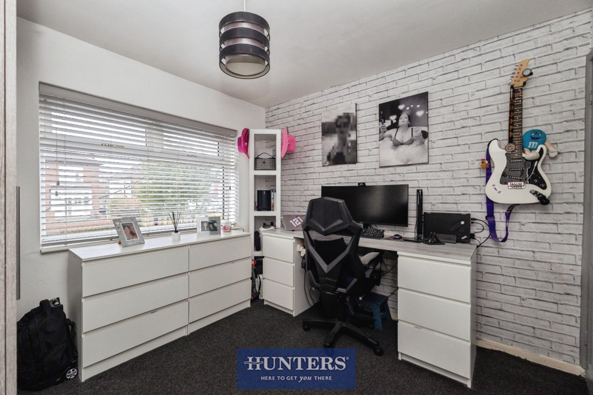 Staley Hall Road, Stalybridge