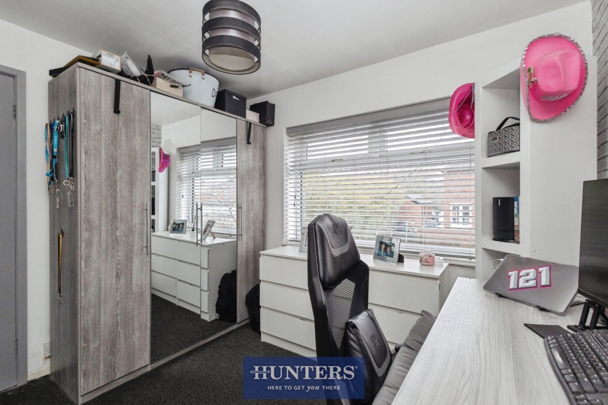 Staley Hall Road, Stalybridge