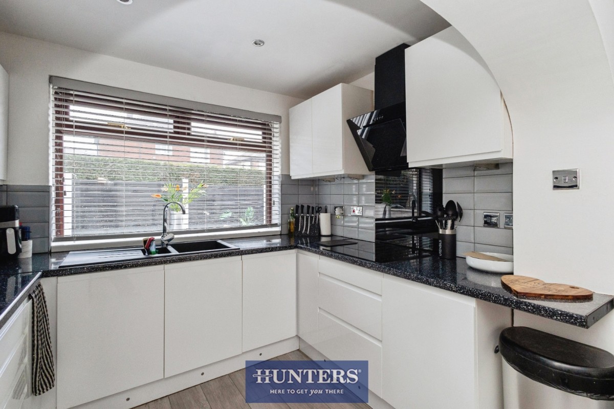 Staley Hall Road, Stalybridge