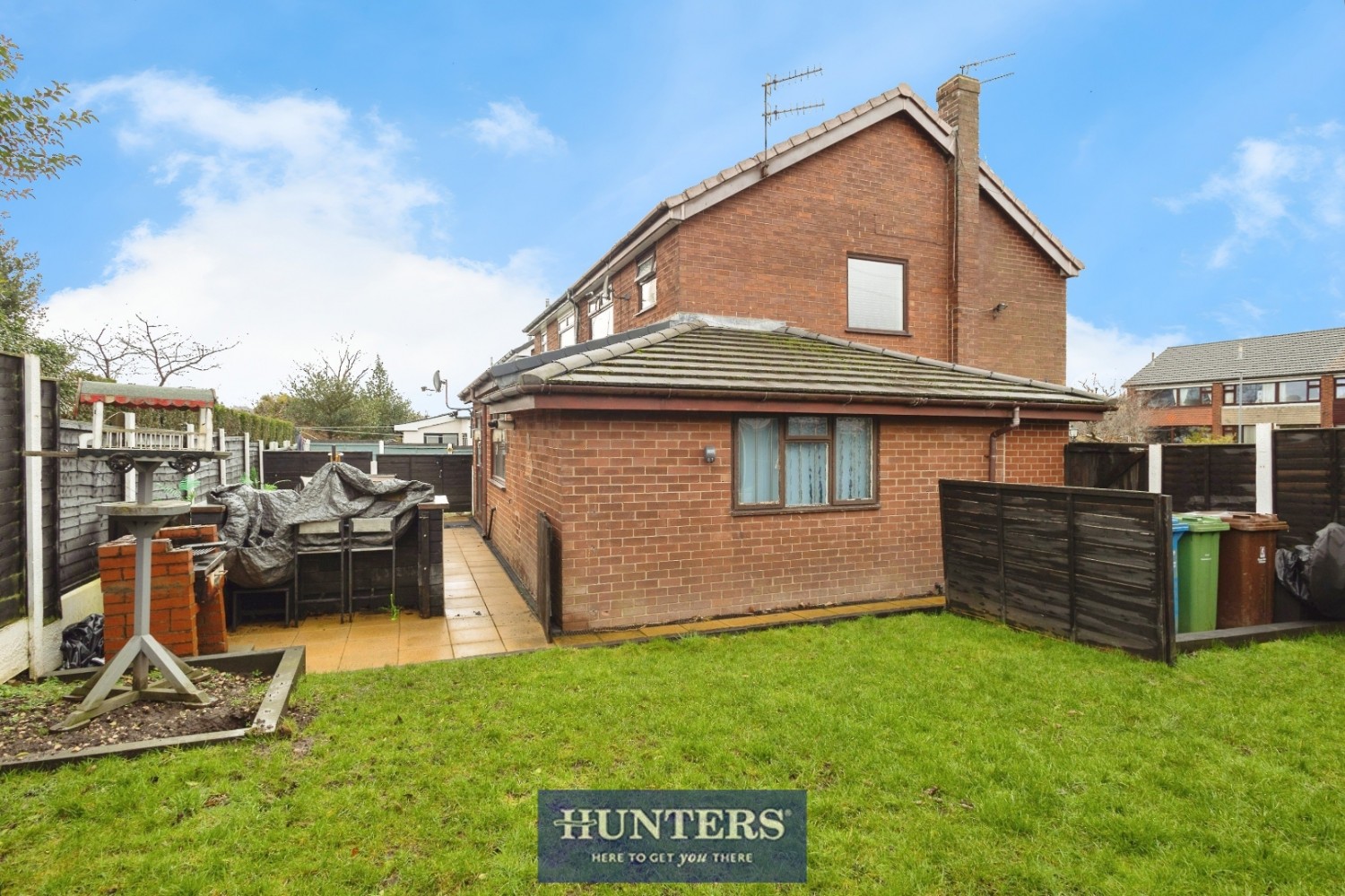 Staley Hall Road, Stalybridge