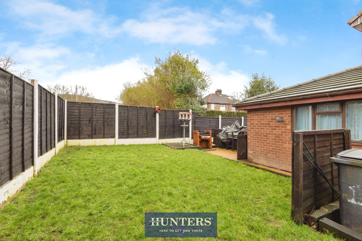 Staley Hall Road, Stalybridge